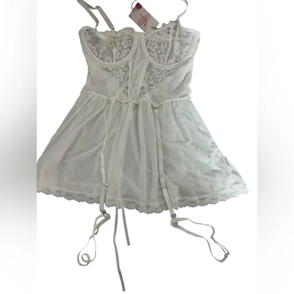 Grace White Lace Chemise - Picture 1 of 3